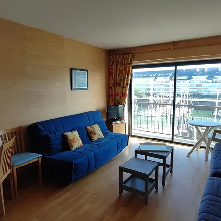 4 Personnes Face Port Avec Balcon Et Parking - Fr-1-843-50