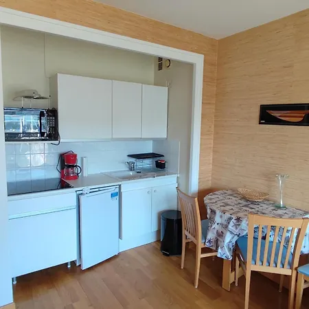 4 Personnes Face Port Avec Balcon Et Parking - Fr-1-843-50 Le Pouliguen